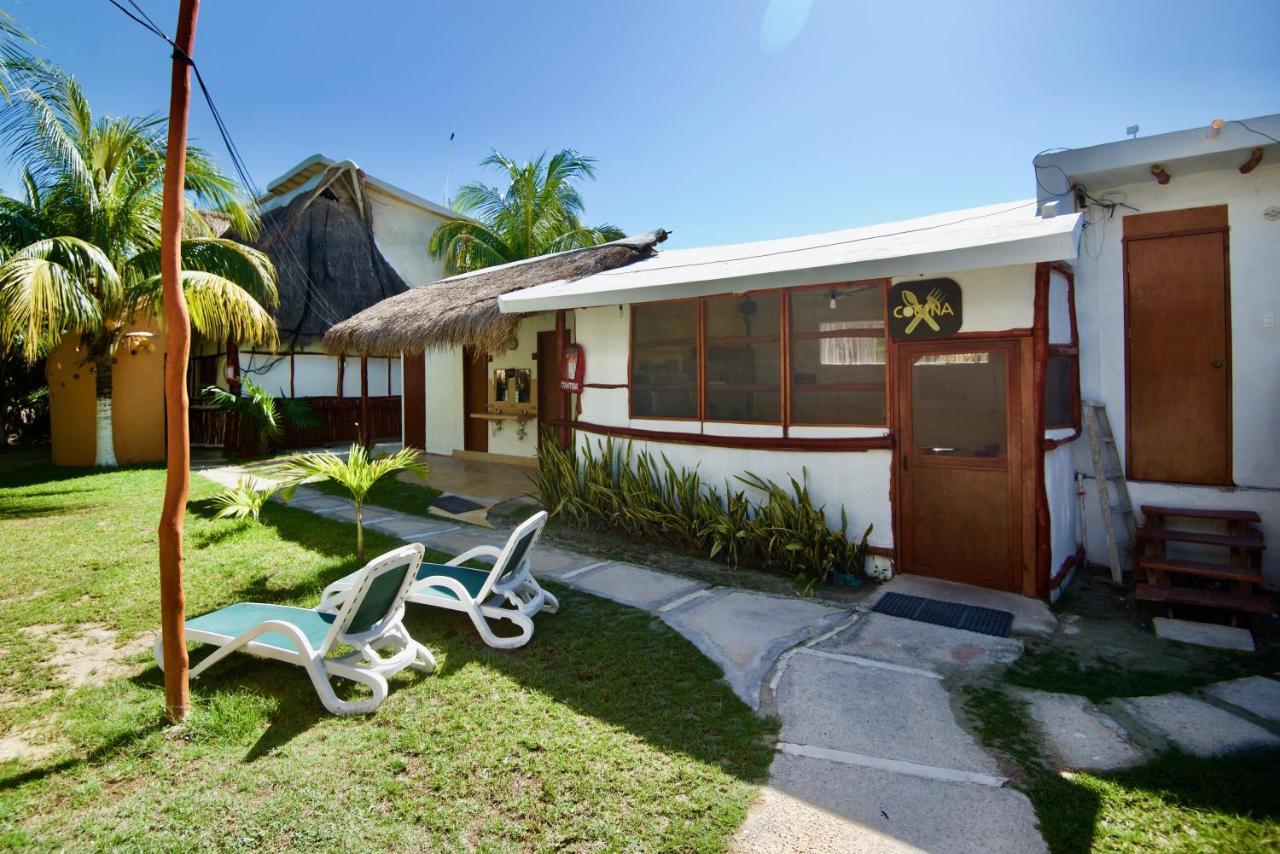 Hostal Golden Paradise