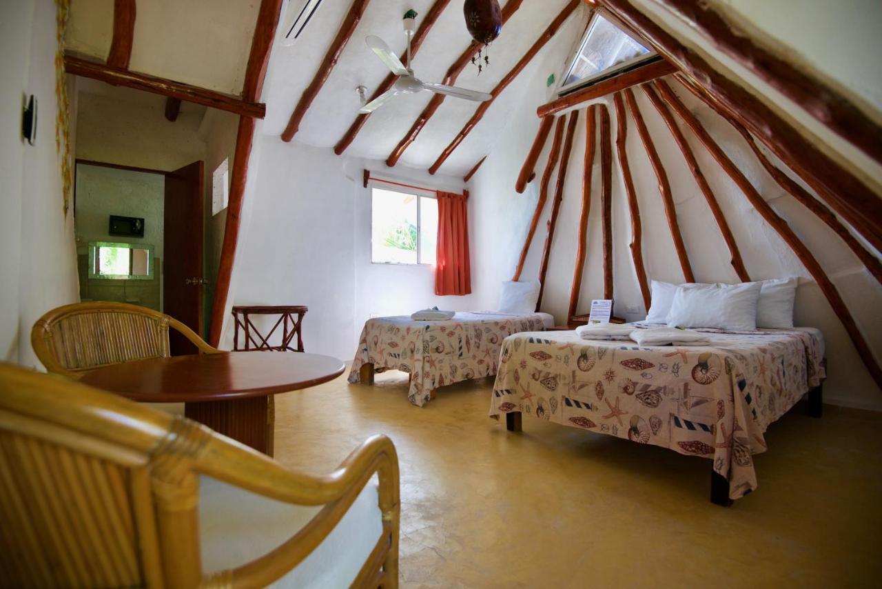 Hostal Golden Paradise