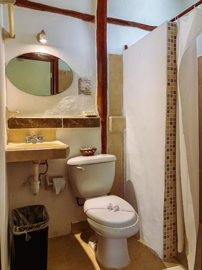 Golden Paradise Albergue
