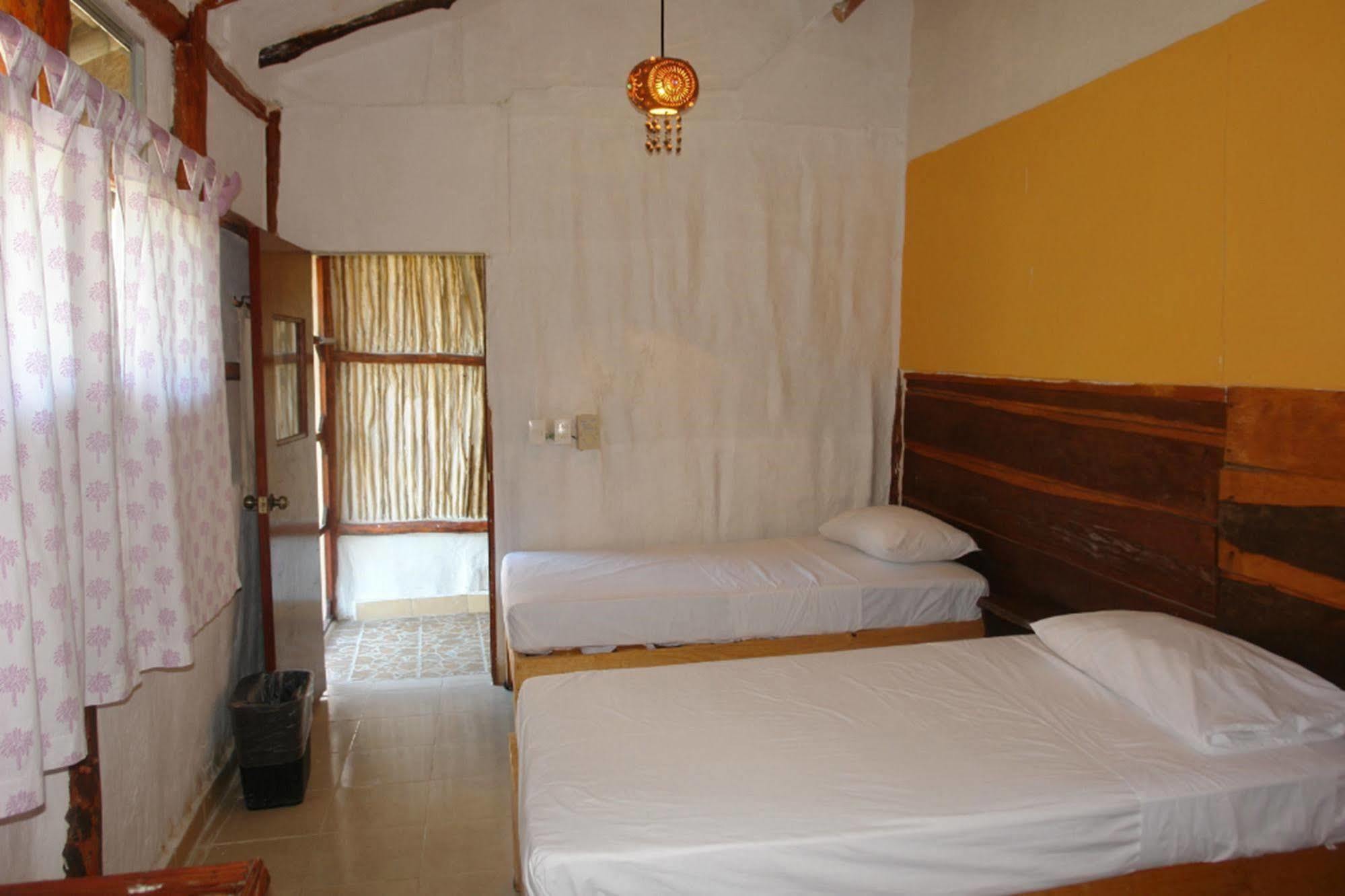 Golden Paradise Albergue Ilha Holbox