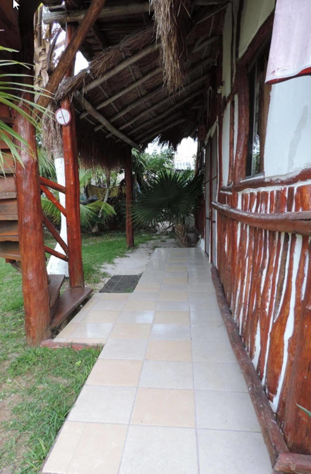 Albergue Golden Paradise *
